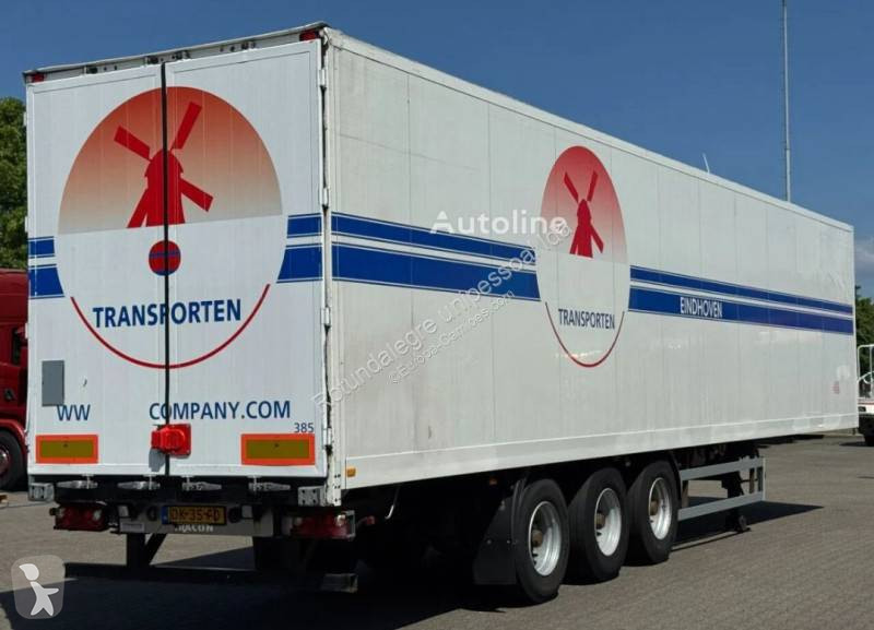 Semi reboque Tracon Uden gesloten trailer