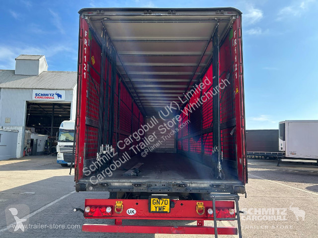 نصف مقطورة Schmitz Cargobull Curtainsider...