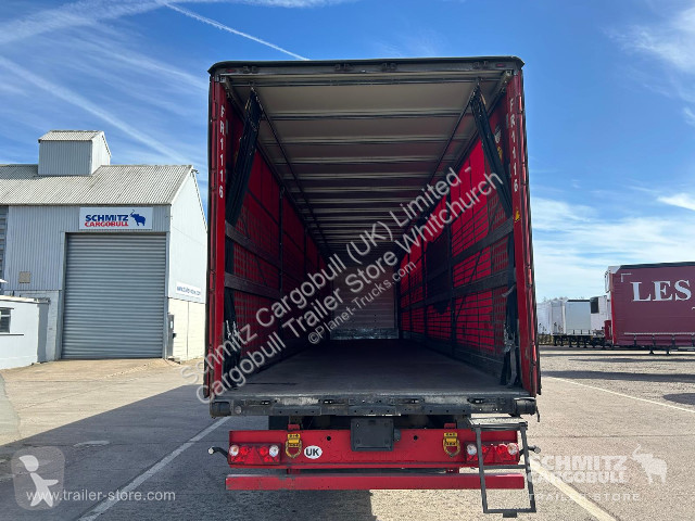 نصف مقطورة Schmitz Cargobull Curtainsider...