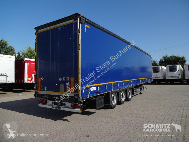Oplegger Schmitz Cargobull Curtainsider Varios