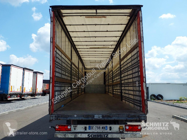Semitrailer Schmitz Cargobull Semitrailer...