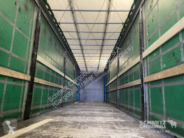 Semitrailer Berger Curtainsider Standard