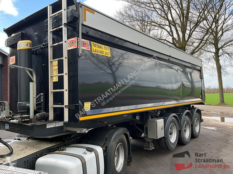 Semiremorca AJK N/A 3 assen 9 Ton Geisoleerde...