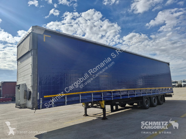 نصف مقطورة Schmitz Cargobull Curtainsider Varios