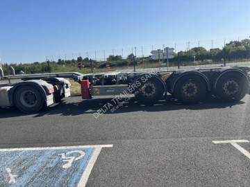 Semitrailer D-TEC FLEXITRAILER AVEC GENERATRICE