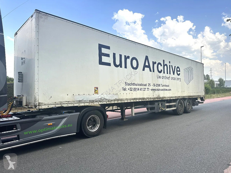 Semitrailer Renders S/00078 met laadklep