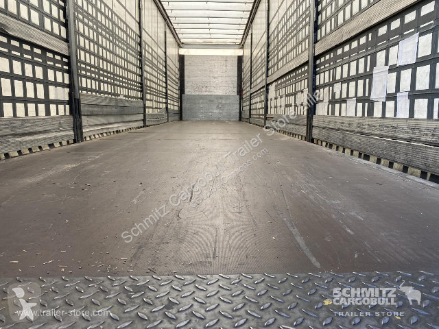 Semitrailer Schmitz Cargobull Semitrailer...