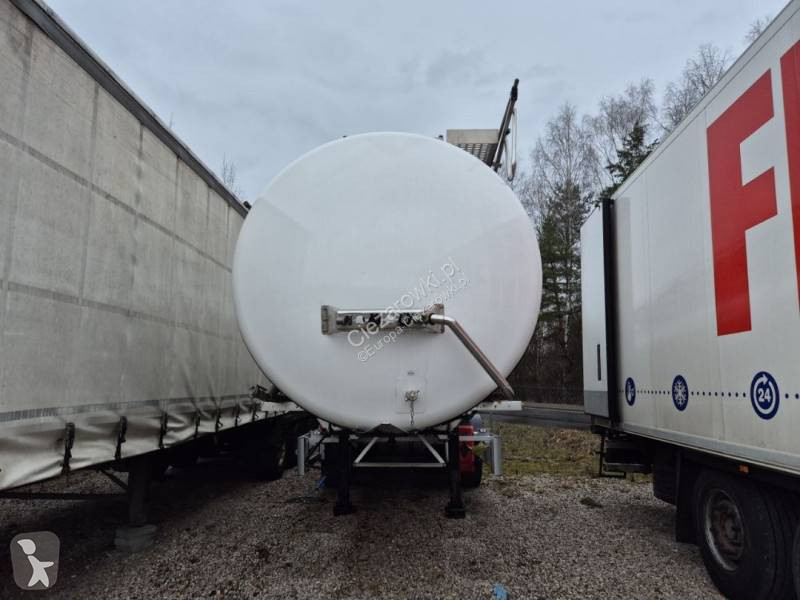 Semitrailer Kässbohrer cistern for chemicals / ADR