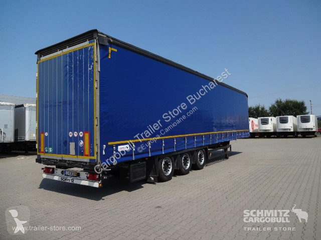 Návěs Schmitz Cargobull Curtainsider Mega