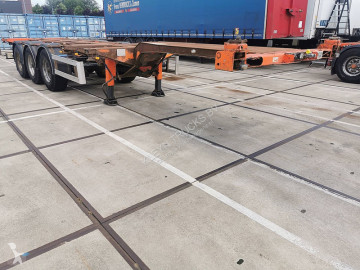 Semi remorque porte containers Nooteboom