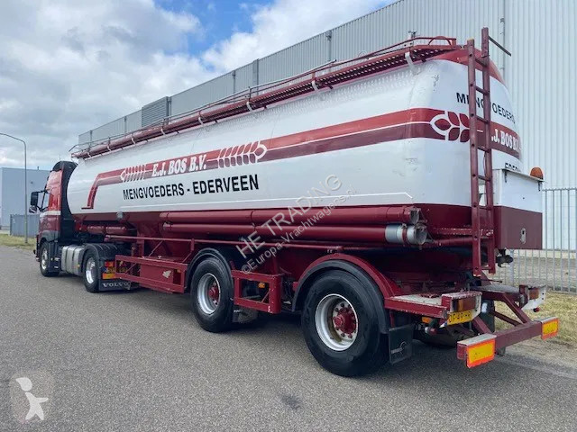 Semiremorca Volvo met Wijnveen silo oplegger 24...