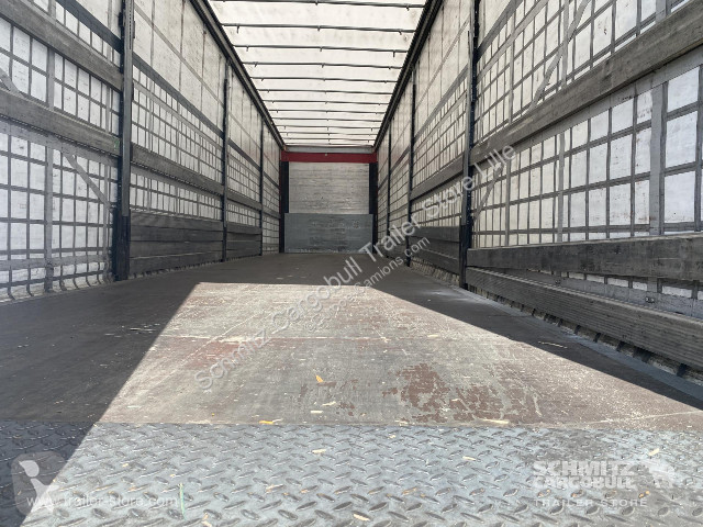 Semitrailer Schmitz Cargobull Semitrailer...