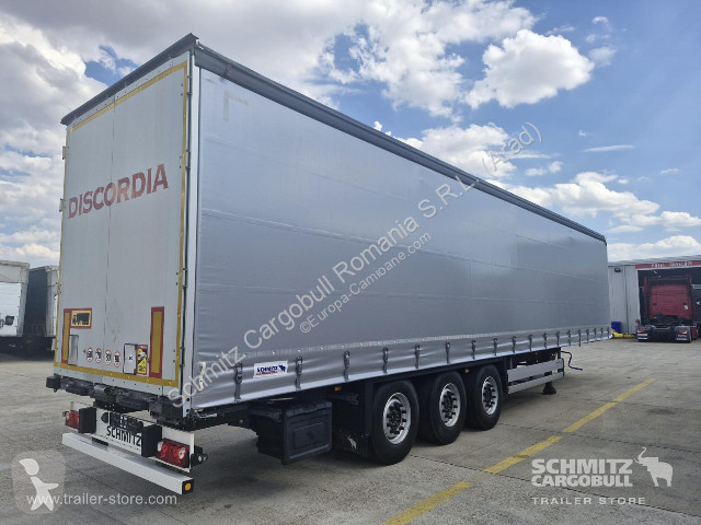 Návěs Schmitz Cargobull Curtainsider Standard