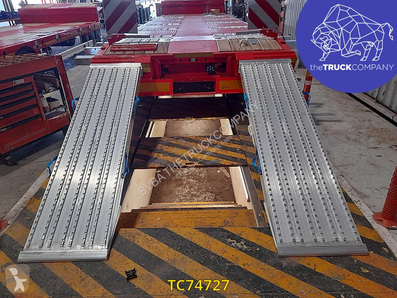 Semitrailer Kässbohrer SLA 4