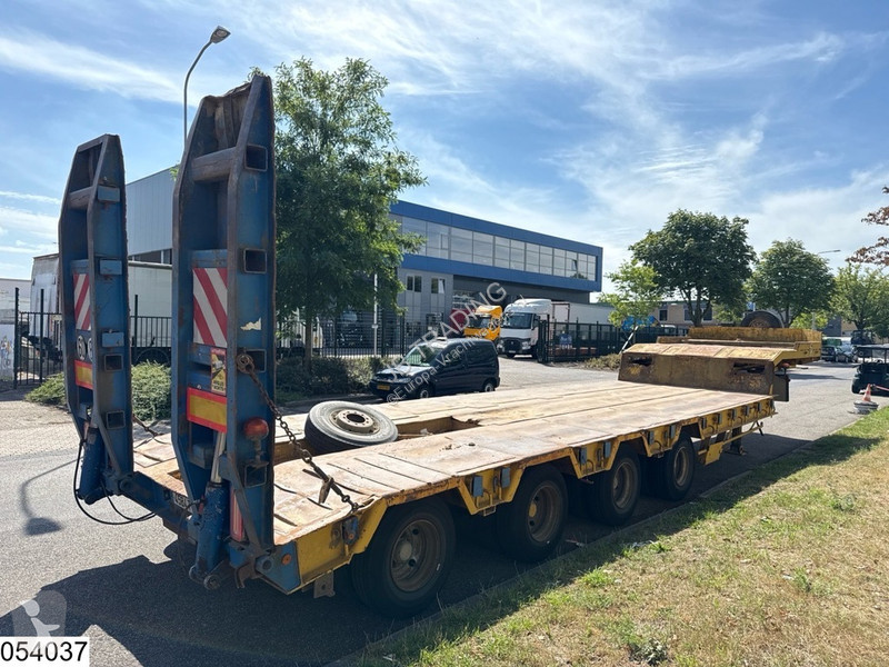 Semitrailer ACTM Lowbed 70.000 KG, 2,5mtr + 2x...