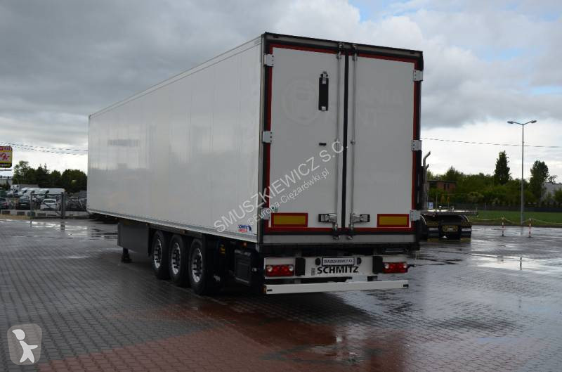 نصف مقطورة Schmitz Cargobull CHŁODNIA /...