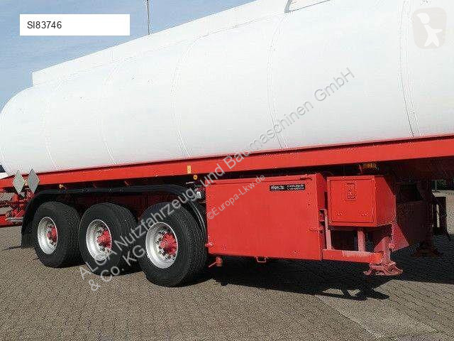 Semitrailer Esterer 32.700ltr., Sening...