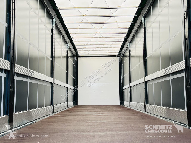 Semitrailer Berger Curtainsider Standard Getränke
