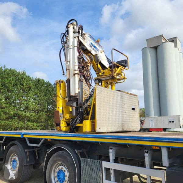 Semitrailer Kennis Plateau grue