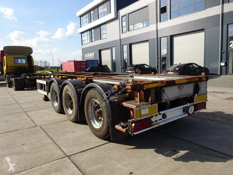 Semitrailer Van Hool Tank Chassis 20 + 30 FT /...