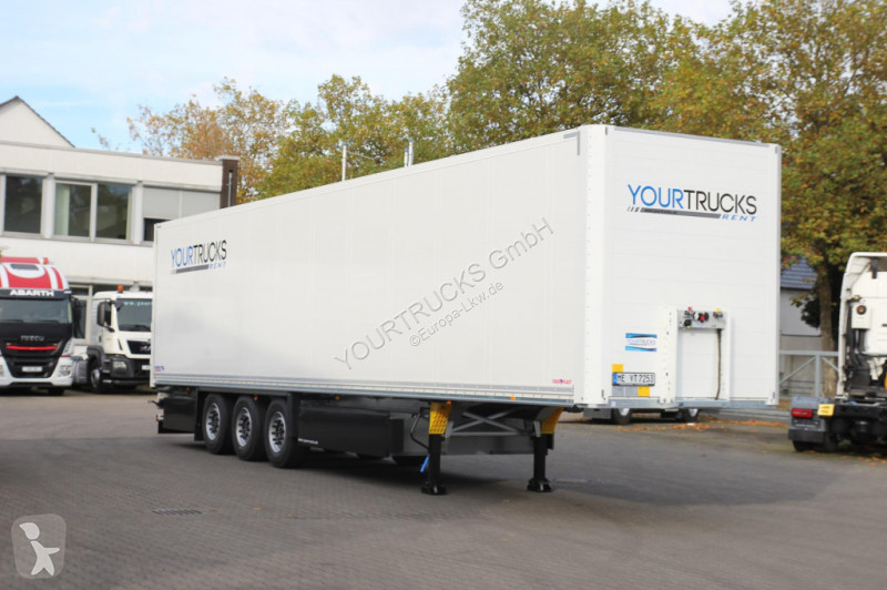نصف مقطورة Schmitz Cargobull   Koffer Liftachse...