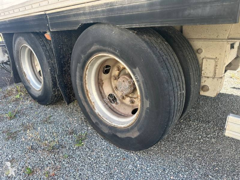 Semi remorque Fruehauf Fourgon jumelles