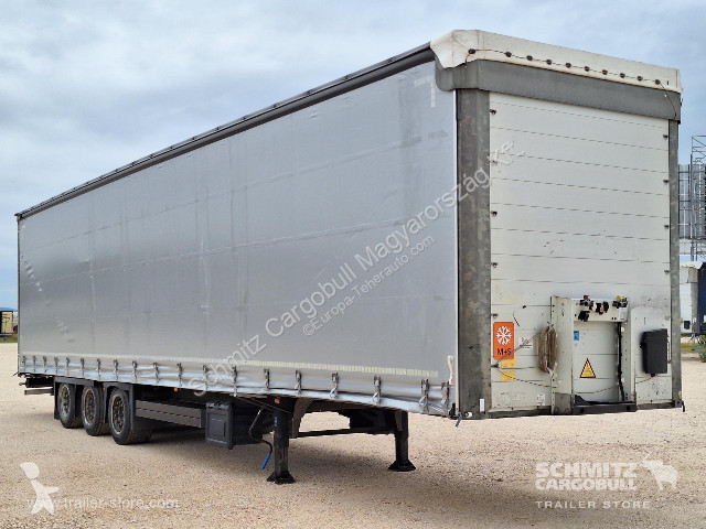 Oplegger Schmitz Cargobull Curtainsider Mega