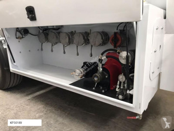Semi remorque citerne hydrocarbures Donat neuve