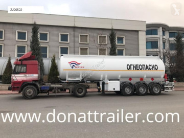 Semi remorque citerne hydrocarbures Donat