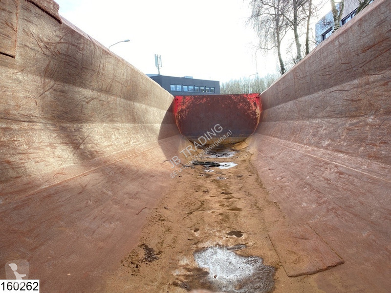 Semiremorca Louault kipper Steel chassis and...