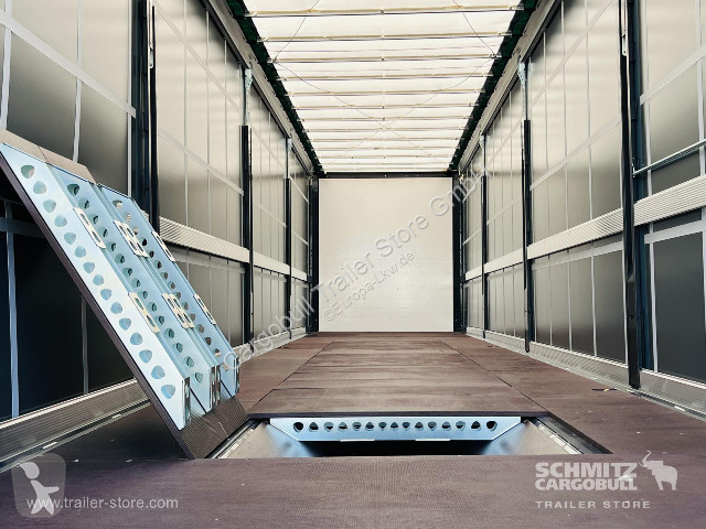 Semitrailer Berger Curtainsider Coil