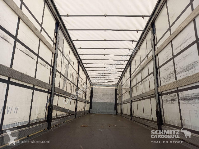 Návěs Schmitz Cargobull Curtainsider Standard