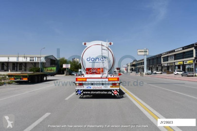 Semi remorque citerne hydrocarbures Donat neuve