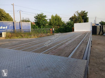 Semi remorque plateau Fruehauf