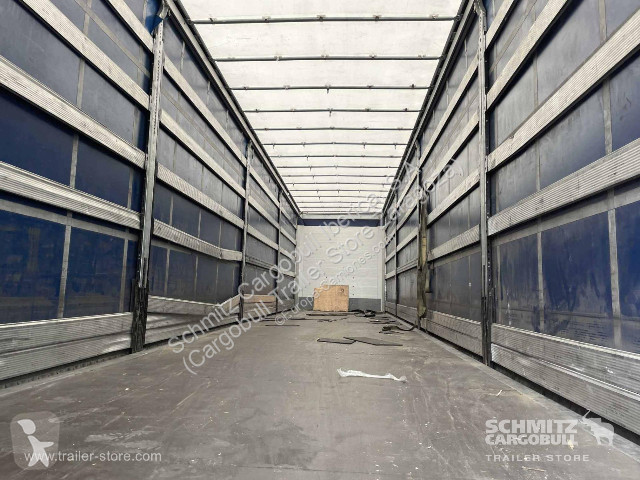 Semirimorchio Schmitz Cargobull Curtainsider...