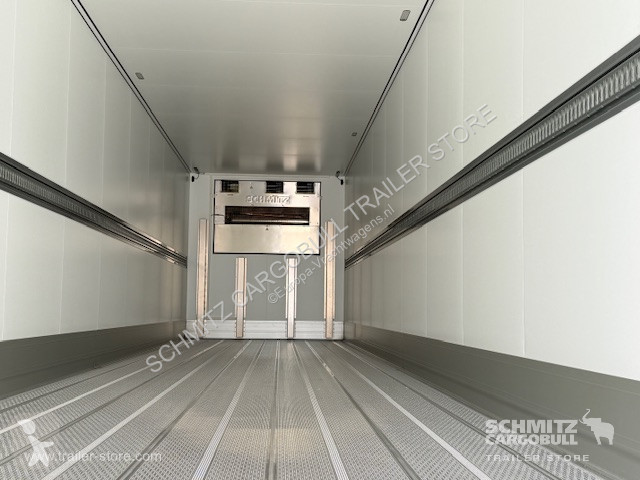 Semitrailer Schmitz Cargobull Tiefkühler Standard