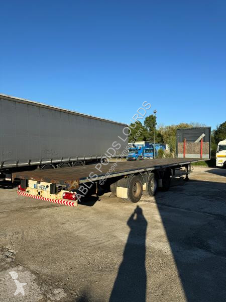 Semitrailer General Trailers