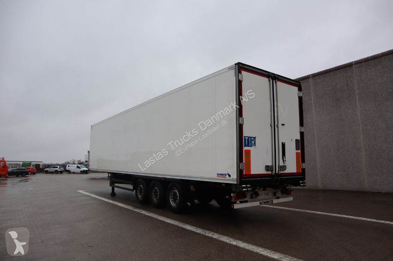 Sættevogn Schmitz Cargobull 3 aks køletrailer
