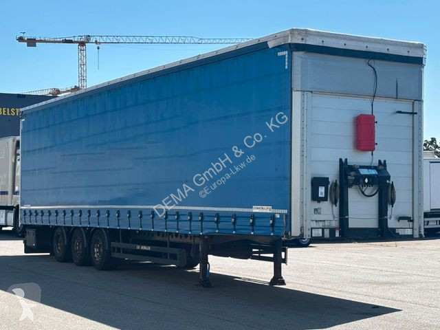 Semitrailer Schwarzmüller...