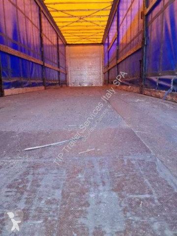 Semitrailer flexibla skjutbara sidoväggar Kögel