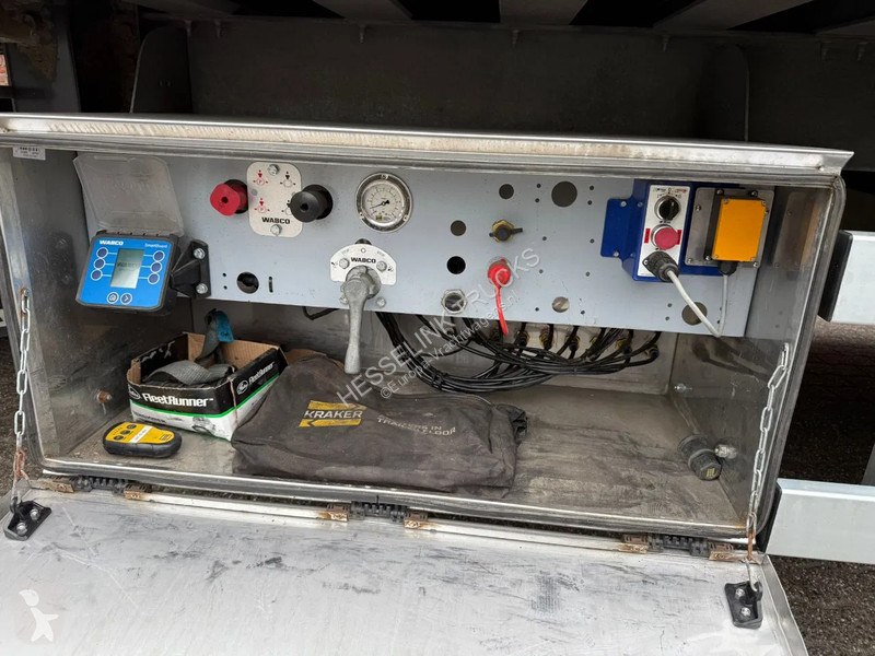 Semiremorca Kraker trailers Koel / Walkingfloor...