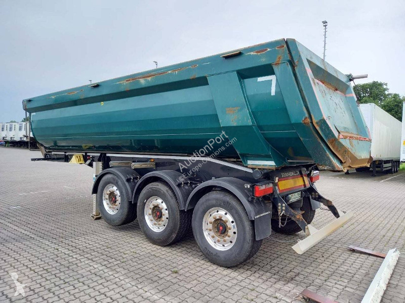 Semitrailer  Kipper Stahlrundmulde