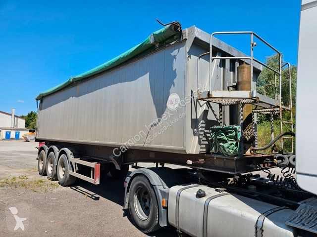 Semi reboque Carnehl ca. 44 cbm Getreidekipper,...