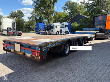 Semitrailer maskinbärare Nooteboom