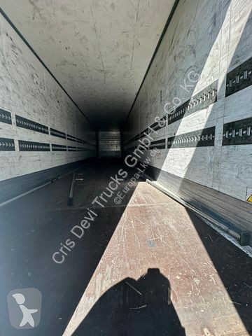 Semi remorque fourgon Schmitz Cargobull