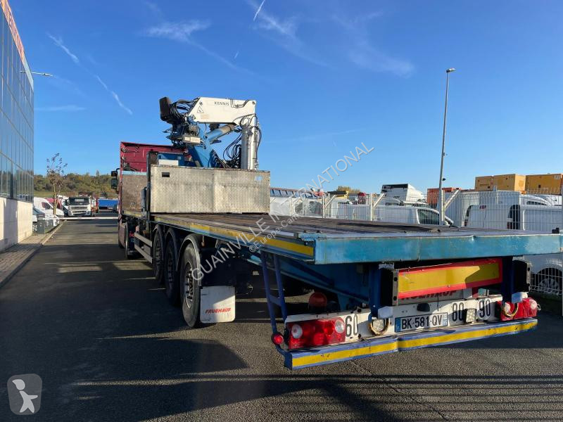 نصف مقطورة Fruehauf