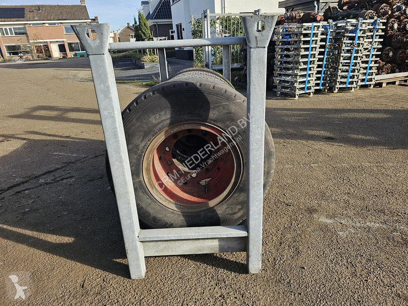 قطع غيار الآليات الثقيلة Goodyear 315/70 R 22.5
