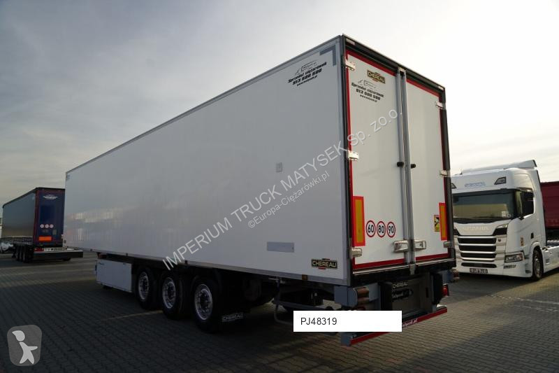 نصف مقطورة Chereau
