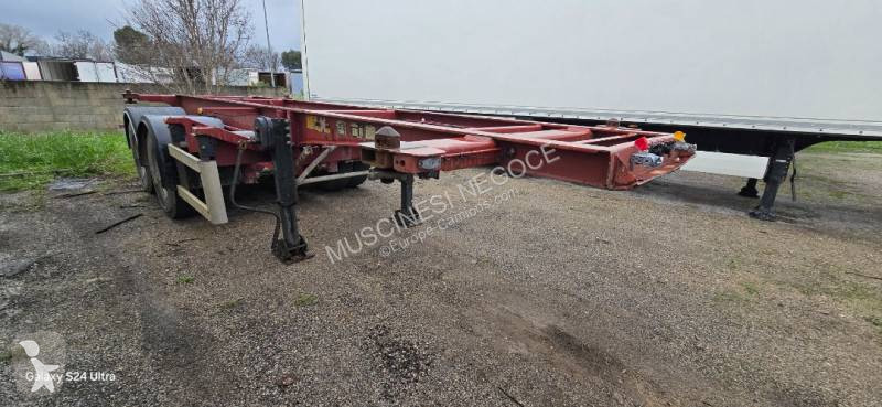 نصف مقطورة Fruehauf