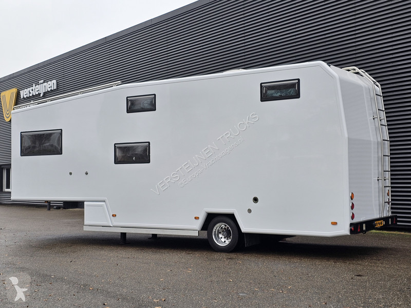Полуприцеп  CAMPER TRAILER / MOBIL HOME